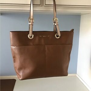 Michael Kors Tan Leather Tote - New without tickets